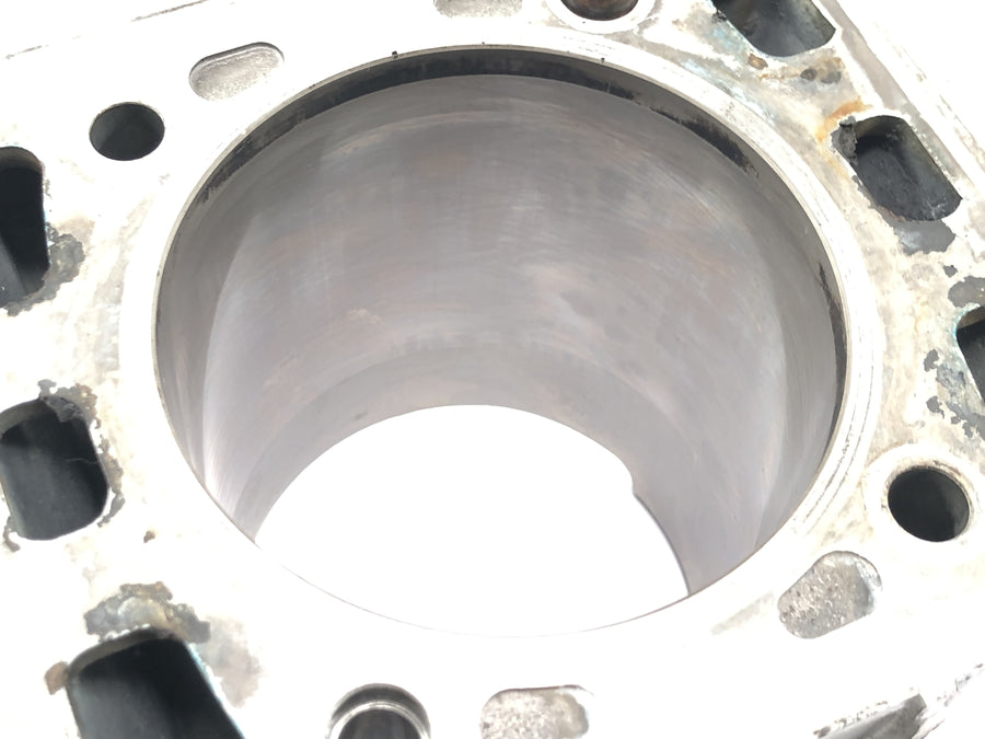 Ducati ST3 S3 [2004] - cylinder with piston at the front