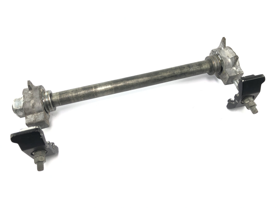 Yamaha MT07 RM04 [2014] - Rear wheel axle axle wheel axle with chain tensioner