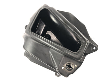 Yamaha XVS 650 4VR [1997] - Storage compartment tool compartment