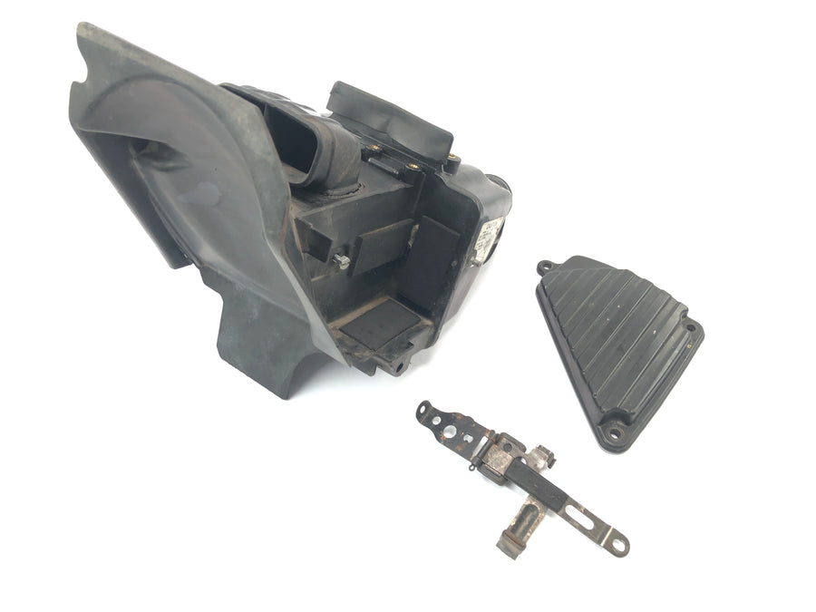 Honda XL 600 R PD03 [1986] - Air filter box Air filter housing Air filter box Airbox