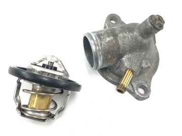 Suzuki GSX R 1000 WVBZ K3 [2003] - Thermostat thermostat insert with housing
