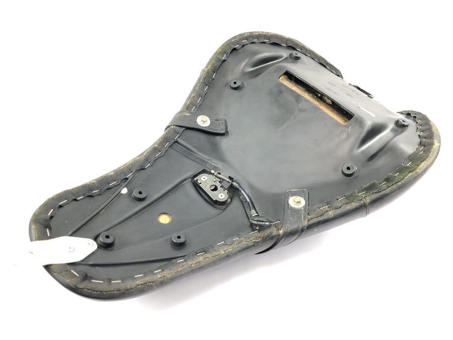 Triumph Speedmaster 900 [2003] - Seat cushion