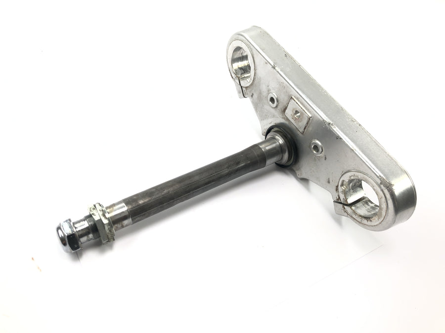 Triumph Speedmaster 900 [2003] - lower fork bridge steering head bridge
