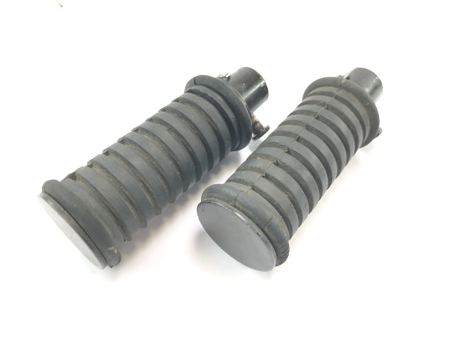 Kawasaki W 650 EJ650A [1999] - Rear passenger footrests pair