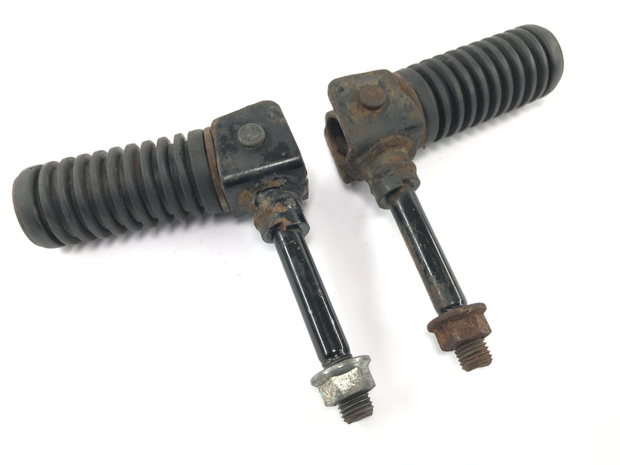 Honda XL 250 R MD03 [1993] - Rear passenger footrest folding pair