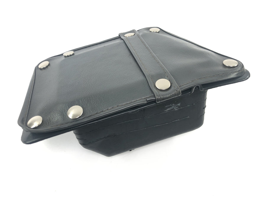 Honda GL 1500 Goldwing SC22 [1993] - storage compartment on the left storage compartment pocket fairing