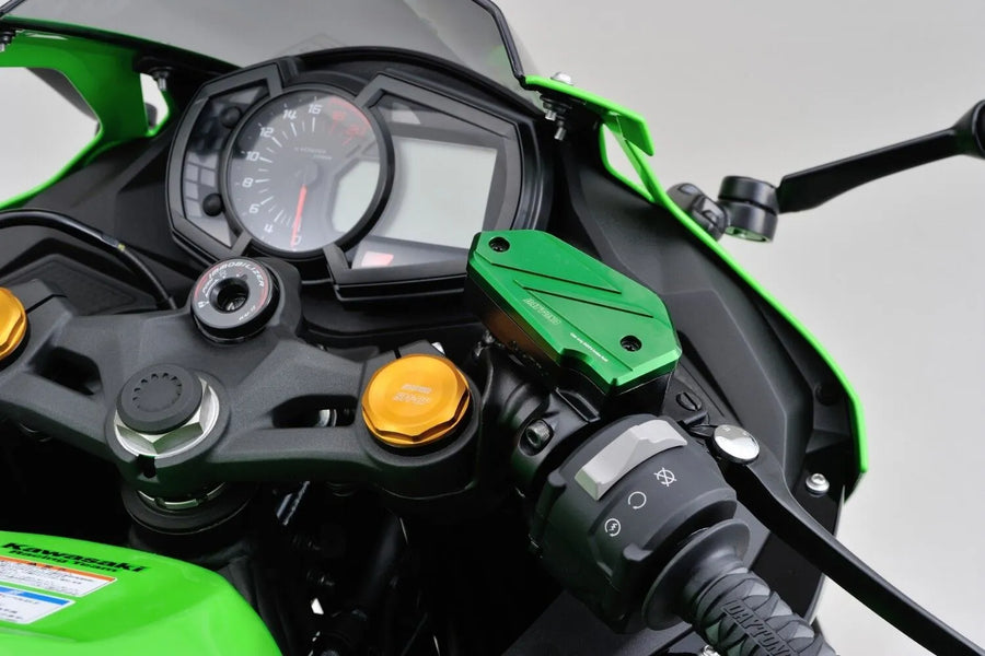 Kawasaki Z 650 [Daytona] - front main cylinder cap