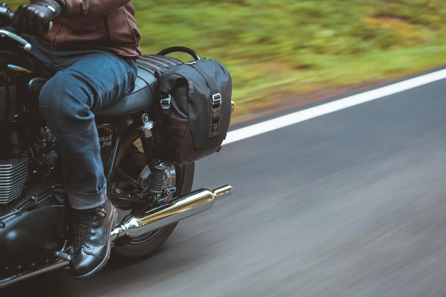 Kawasaki Z 650 [SW-Motech]-Legend side pocket system LC