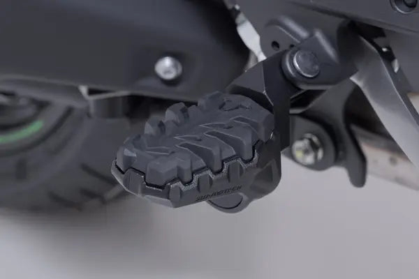 Kawasaki Versys 1100 [2025-2026] - EVO pair of footrests, lowerable by 15 mm - picture 4