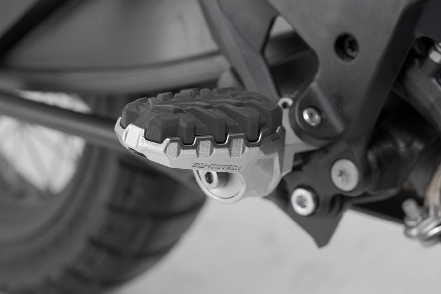KTM 990 Adventure Limited Edition [2011] - EVO footrest kit – picture 2