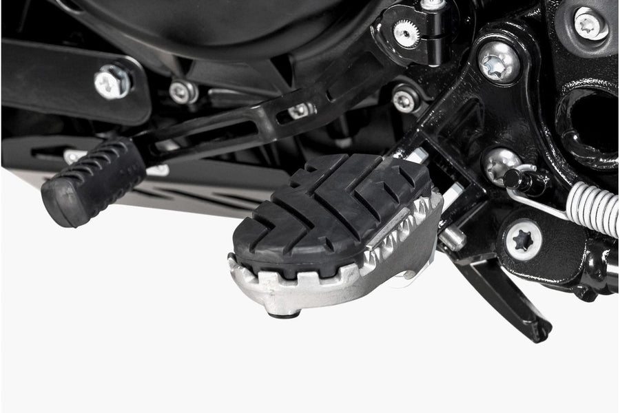 BMW F 800 GS [2010-2019] - ION footrest kit – picture 1