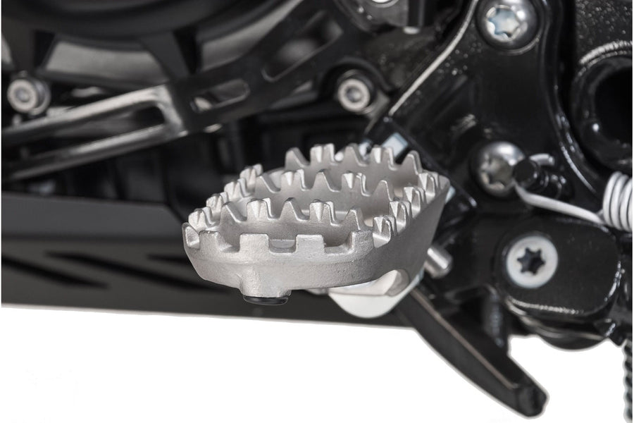 BMW F 800 GS [2010-2019] - ION footrest kit – picture 2