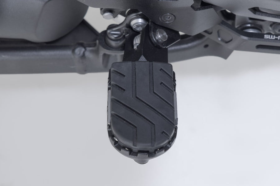 BMW R 1300 GS [2023-2026] - ION footrest kit – picture 5