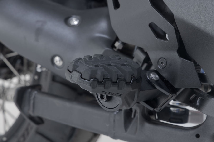 BMW R 1300 GS [2023-2026] - EVO footrest set – picture 1