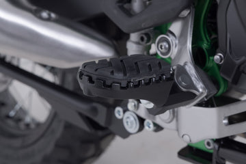 [SW-MOTECH] - ION footrest kit, black – picture 1
