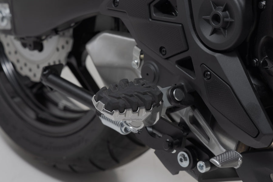 Kawasaki Versys-X 300 [2019] - EVO footrest kit - picture 6