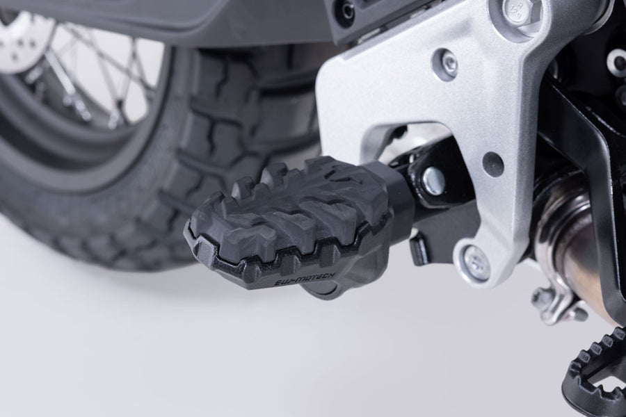CFMOTO 800 MT-X [2025-2026] - EVO footrest set, version FRS.10.112.10000/B – picture 1
