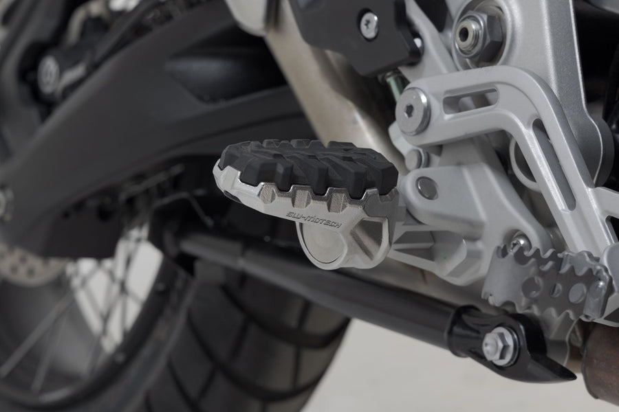 Triumph Tiger 1200 GT [2022-2024] - EVO Fußrasten-Kit – Bild 1