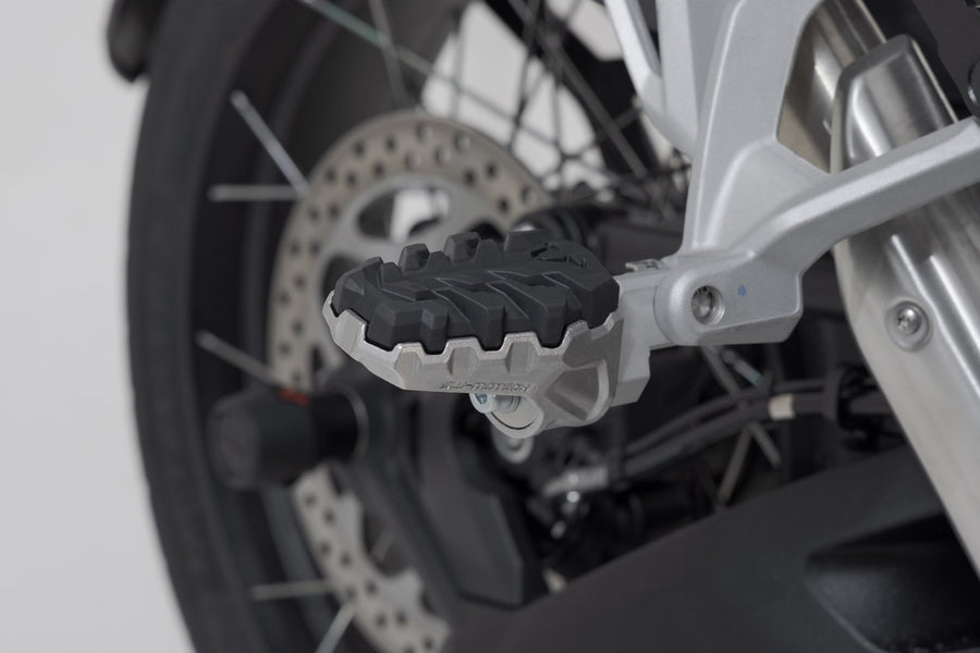 Triumph Tiger 1200 GT [2022-2024] - EVO pillion footrest kit - picture 1