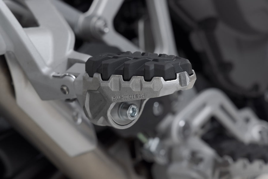 Triumph Tiger 1200 [2022-2024] - EVO pillion footrest kit - picture 5
