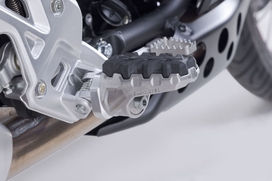 [SW-MOTECH] - EVO pair of footrests, version FRS.28.112.10000 – Figure 5