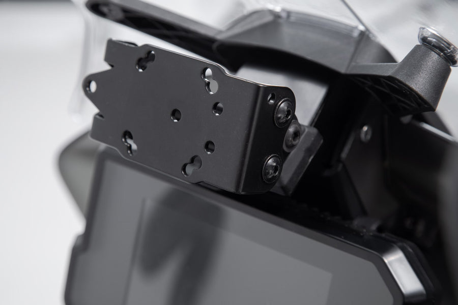 KTM 790 Adventure [2020-2024] - Navi holder in the cockpit - picture 1