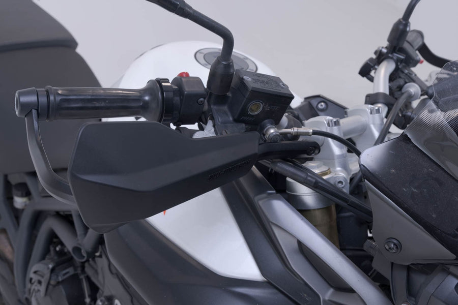 Triumph Tiger 800 XCA [2020] - Sport hand protector kit – image 3