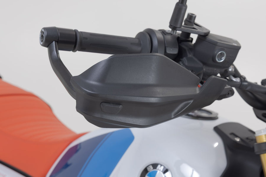 BMW R 12 [2024-2026] - Adventure hand protector kit – picture 4