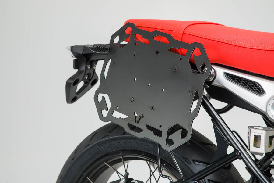 [SW-MOTECH] - Universal side mount on the right for SLC side carriers – Figure 1