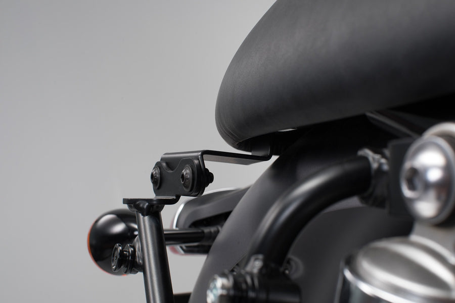 Triumph Bonneville 900 T 100 [2022-2026] - Adapter for SLC/V-LOC side carrier left – picture 2