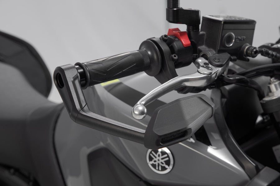 Yamaha MT-09 SP [2018-2022] - lever protector with wind deflector - picture 4