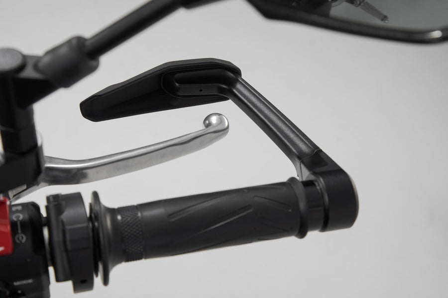 Yamaha MT-09 SP [2018-2022] - lever protector with wind deflector - picture 6
