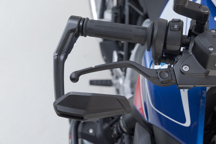 BMW R 1300 RS [2025-2026] - lever protector with wind deflector - picture 8