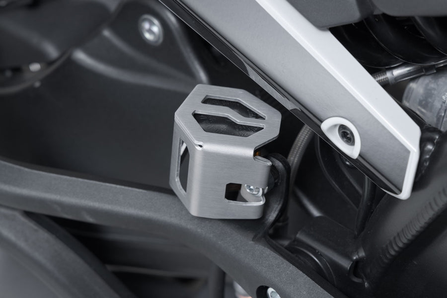 Ducati SuperSport 950 [2024] - Brake fluid reservoir protection - picture 3