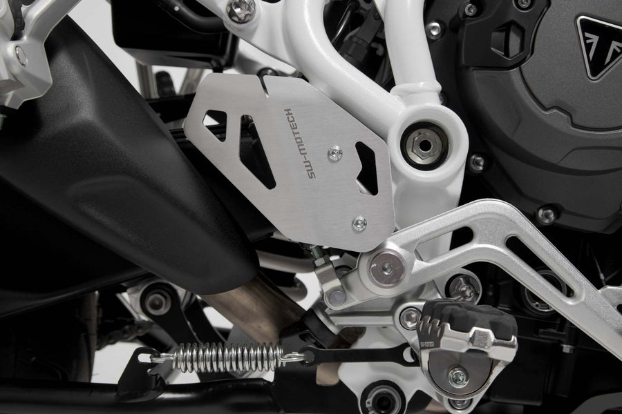 Triumph Tiger 900 GT [2020-2022] - Brake fluid reservoir protection - Image 5