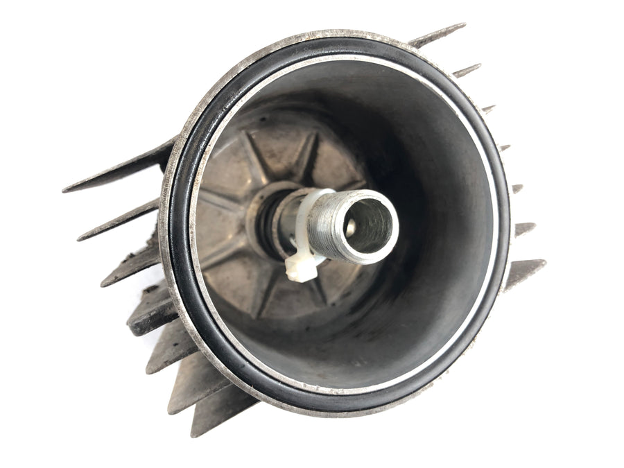 Honda CB 550 F [Super Sport] - Oil filter housing engine cover